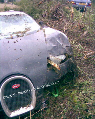 Bugatti Veyron 16.4 Crash