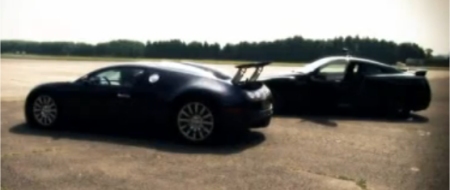 Video Bugatti Veyron vs Nissan GT-R