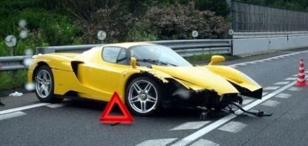 Ferrari Enzo Crash Japan