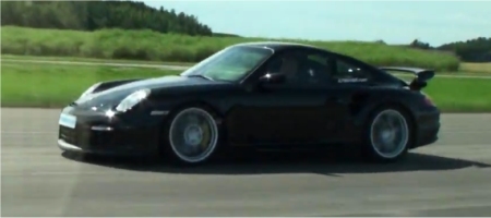 Video Porsche 997 GT2 vs MTM RS6 R