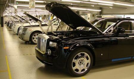 Rolls-Royce Phantom Factory Assembling