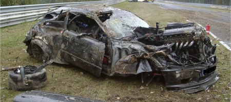 Car Crashes BMW E36 M3 at Nordschleife