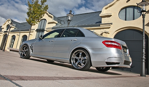 ATT Mercedes E-Class