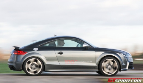 Road Test Audi TT-RS 01