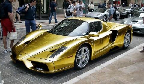 Gold Ferrari Enzo