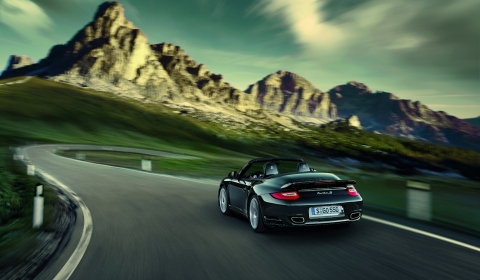 Video: 2011 Porsche 911 Turbo S 480x280