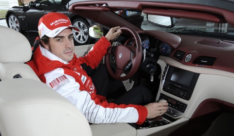 Fernando Alonso Receives Maserati GranCabrio 01