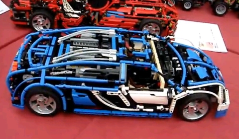 Video Radio-Controlled LEGO Bugatti Veyron