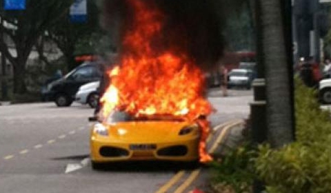 Ferrari 430 Spider Burns Down in Singapore