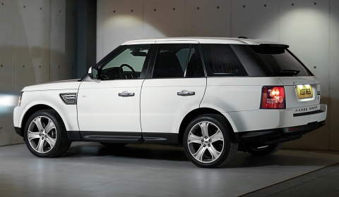 Official Range Rover Sport TDV8 Ultimate 01