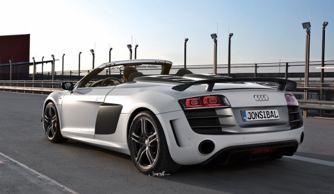 Rendering Audi R8 GT Spyder 01