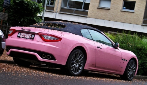 Overkill Pink Maserati GranCabrio 01