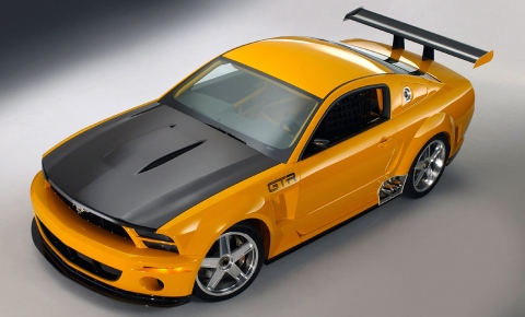 2004 Ford Mustang GT-R Concept 01
