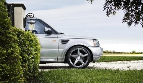 Range Rover Sport on ADV1 Wheels