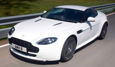 Official Aston Martin V8 Vantage N420