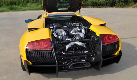 Underground Racing Twin Turbo LP670-4 SV 