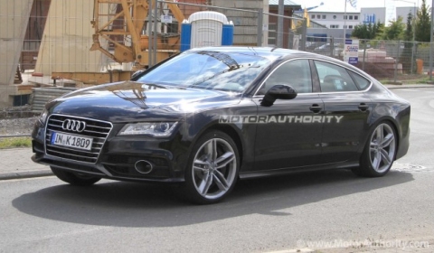 Spyshots: 2012 Audi S7 Caught Undisguised