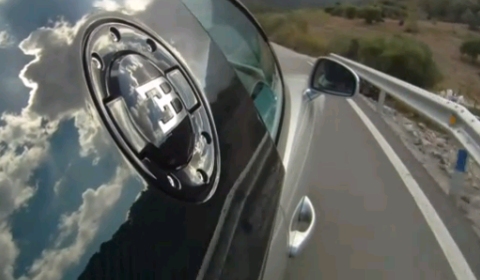 Video AutoCar Drives Bugatti Veyron Super Sport 