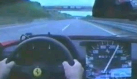 Video: Ferrari F40 Does 300+ km/h In Japan