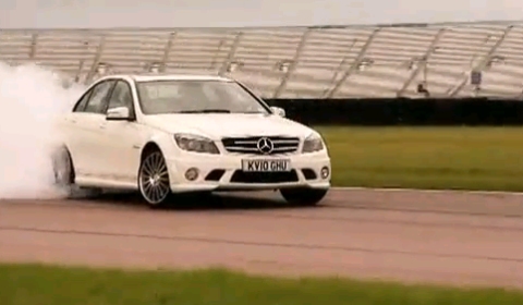 Video Mercedes C 63 AMG Performance VS BMW M3 Competition