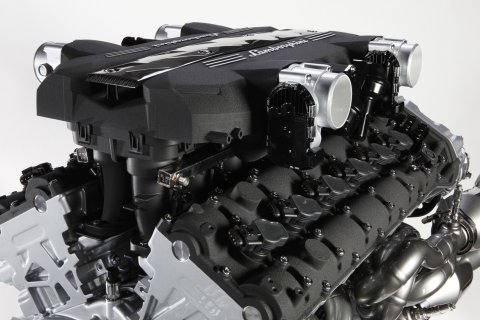 Lamborghini LP700-4 Aventador V12 Engine 01