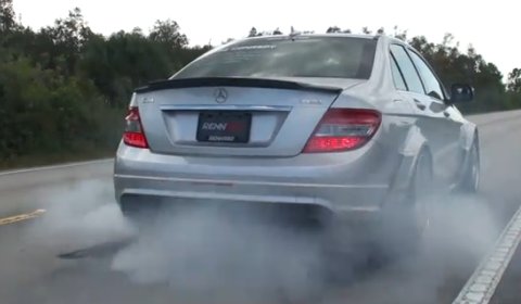 Video Akrapovic Full Titanium Mercedes-Benz C63 Exhaust System