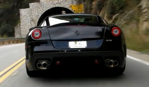 Video Ferrari 599 GTO in a Tunnel