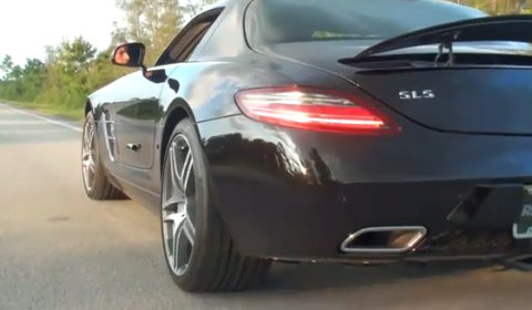 Video Renntech Mercedes-Benz SLS AMG Performance Exhaust 