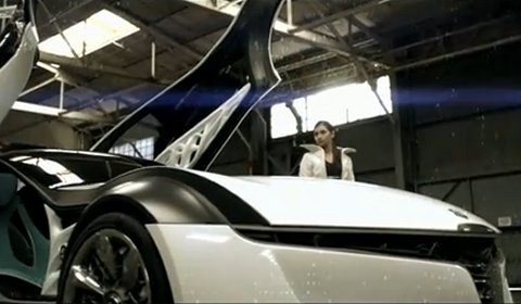 Video Alfa Romeo Bertone Pandion Concept Commercial