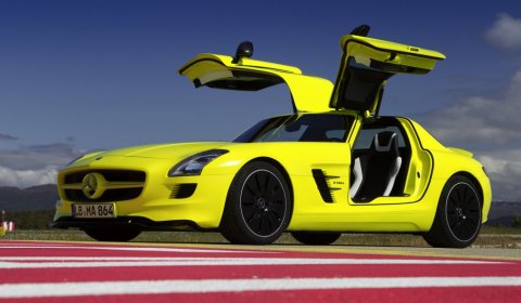 2013 Mercedes-Benz SLS AMG E-Cell