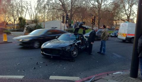 SLS AMG Crash