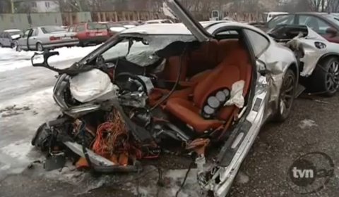 Car Crash 2009 Porsche 911 Carrera 4 in Poland