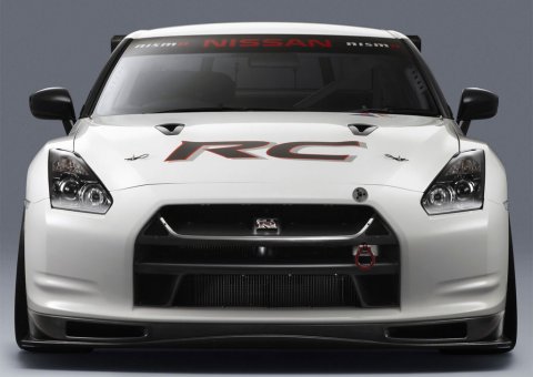 Official Nissan NISMO GT-R Racing Competition 01