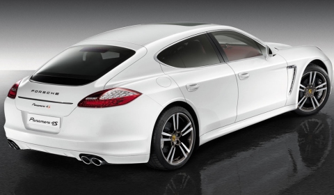 Official Porsche Panamera 4S Exclusive Middle East Edition
