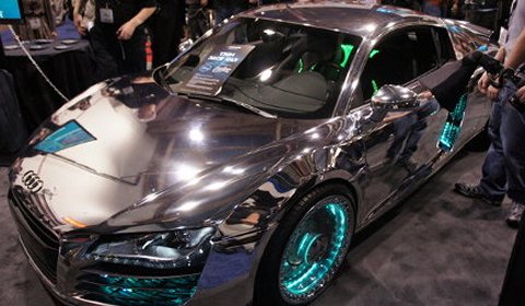 Overkill West Coast Customs TRON-themed Audi R8 03