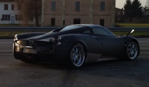 Pagani Huayra Rear 01