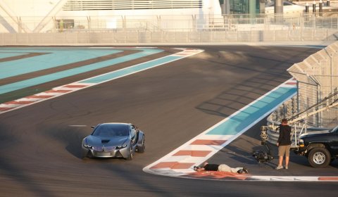 Video BMW Vision Efficient Dynamics Concept in Abu Dhabi 01