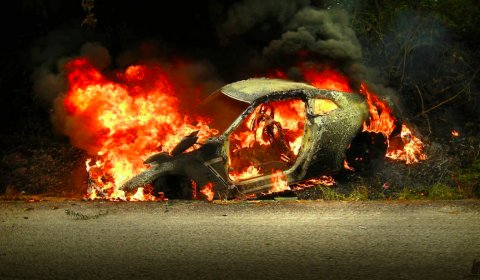 Car Crash Nissan R35 GT-R Burns Down in Malaysia
