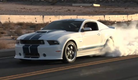 Video 2011 Ford Mustang Shelby GT350 Burnout