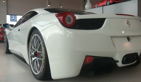 Video Ferrari 458 Challenge Racer