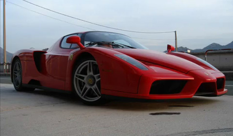 Ferrari Enzo on Track