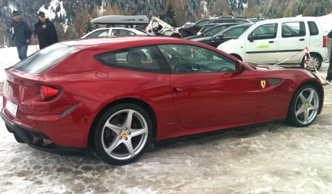 Ferrari FF Live Photos in The Mountains