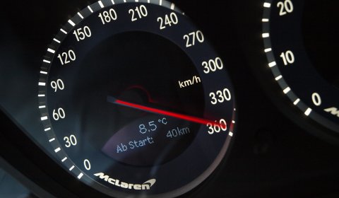 Photo Of The Day McLaren SLR at 360km/h