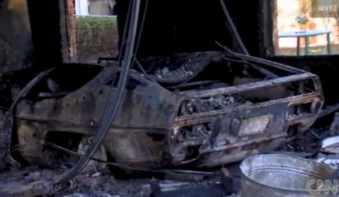 Video 1974 Lamborghini Espada Explodes in Garage