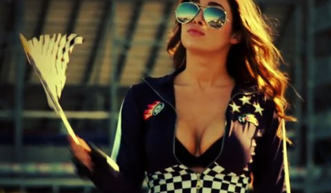 Video Shelby Cobra VS Ferrari 458 Italia Drag Race
