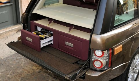 Aznom Range Rover Spirito DiVino With Embedded Wine Bar