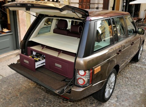 Aznom Range Rover Spirito DiVino With Embedded Wine Bar 01