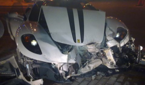 Car Crash Custom Ferrari F430 Hits Bus in Abu Dhabi