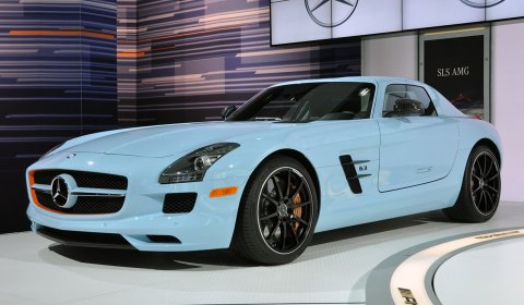 New York 2011 Mercedes-Benz SLS AMG in Gulf Livery