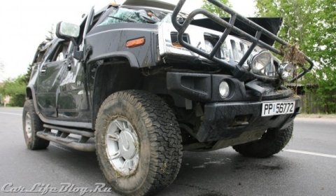 Car Crash Drunken Driver Crashes Hummer H2 in Lithuania